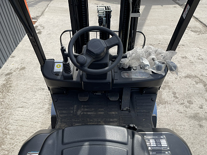 Дизельный погрузчик Royal Forklift C18F